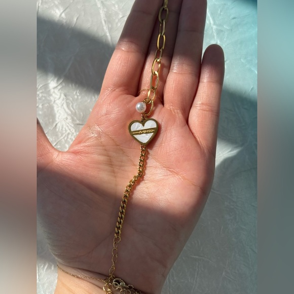 Heart and Pearl Bracelet Gold 18K plated Stainless Steel - Picture 4 of 10